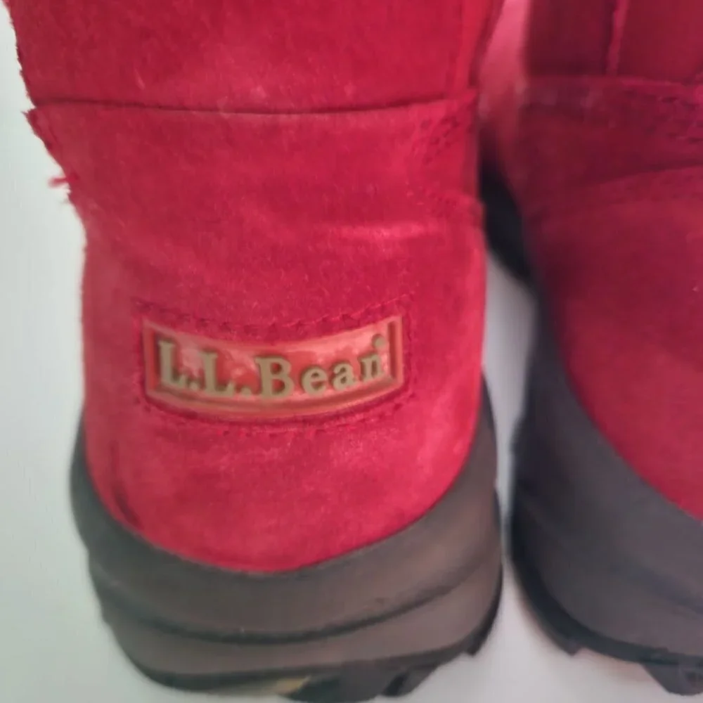 L.L. Bean Red Suede Thinsulate Pull On Winter Boots Size 8
